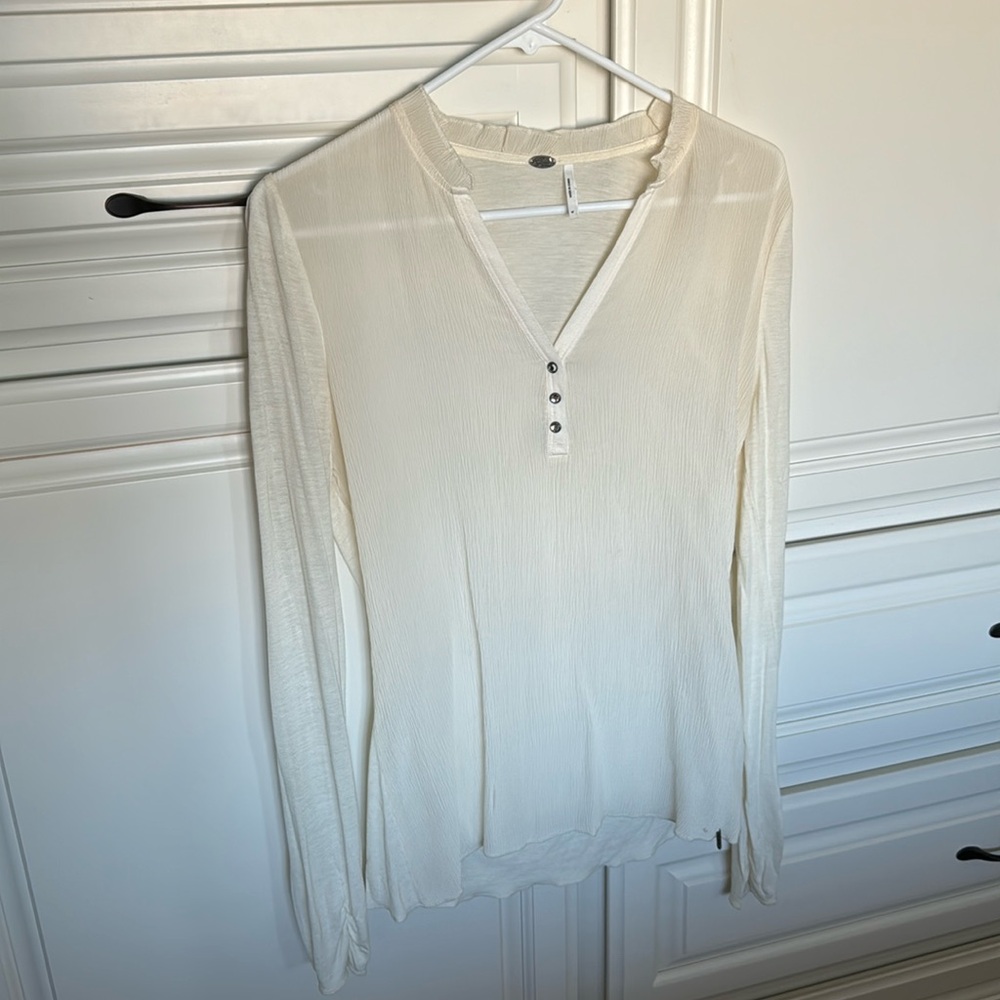 Guess Top